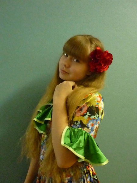 Яна Комарова