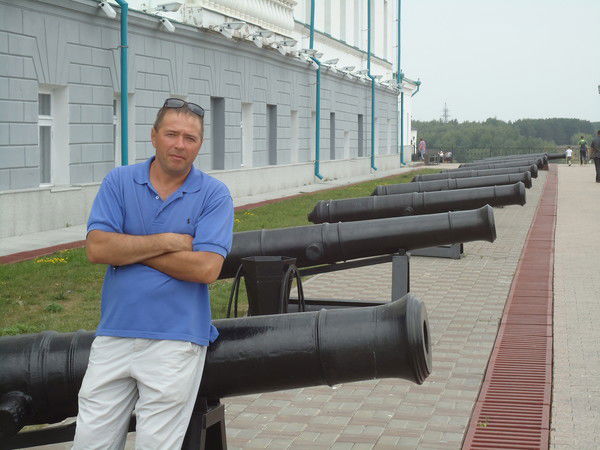 Александр Васильев