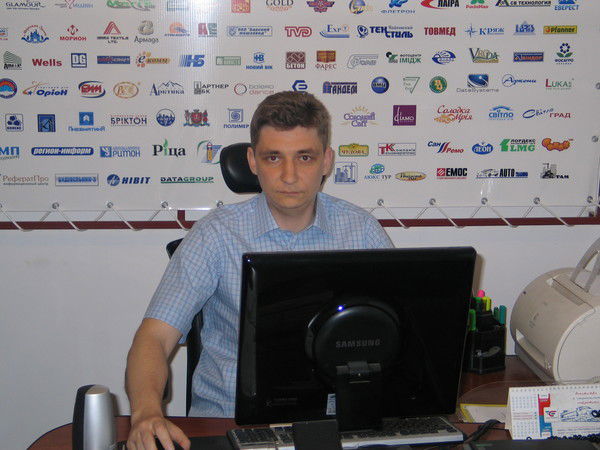 Александр Николаев