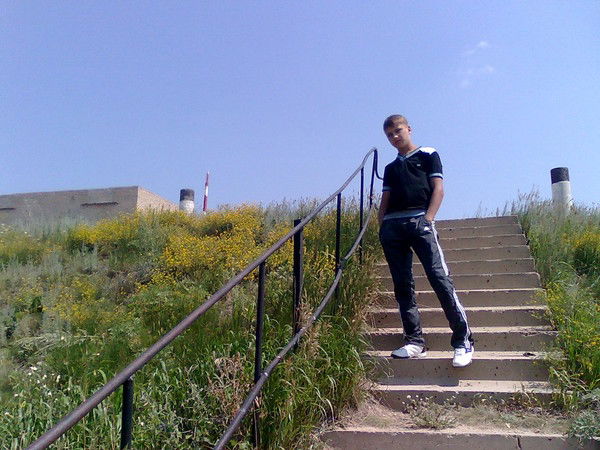 Артур Хожаев