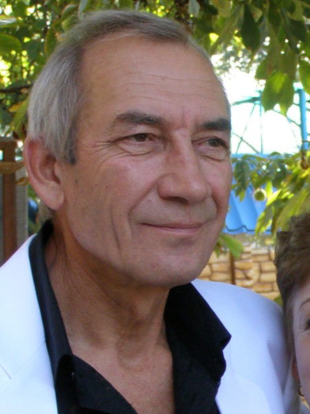 Леонид Савченко