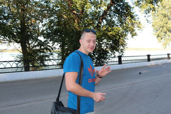 Александр Волков