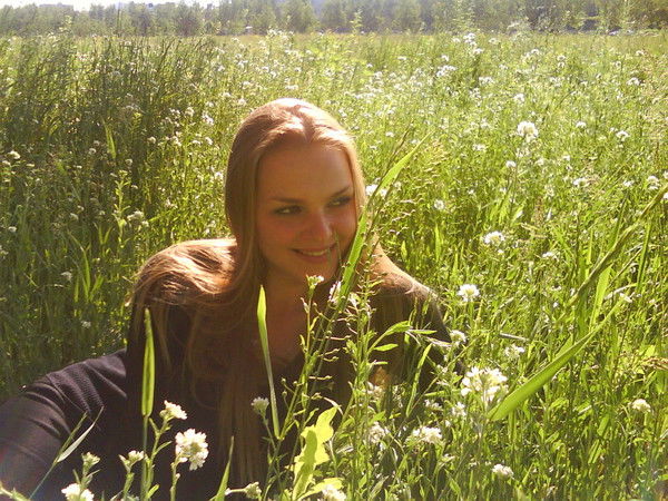 Надежда Азовскова