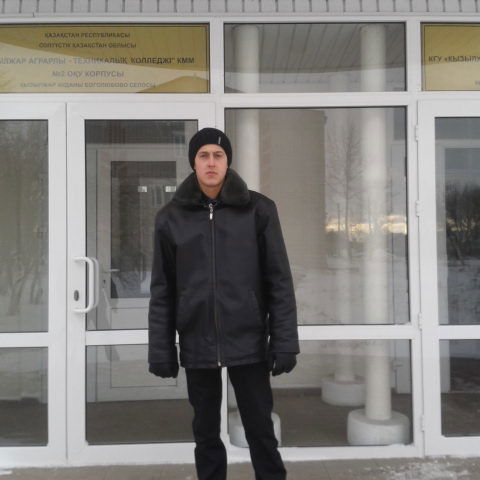 Александр Рощиков