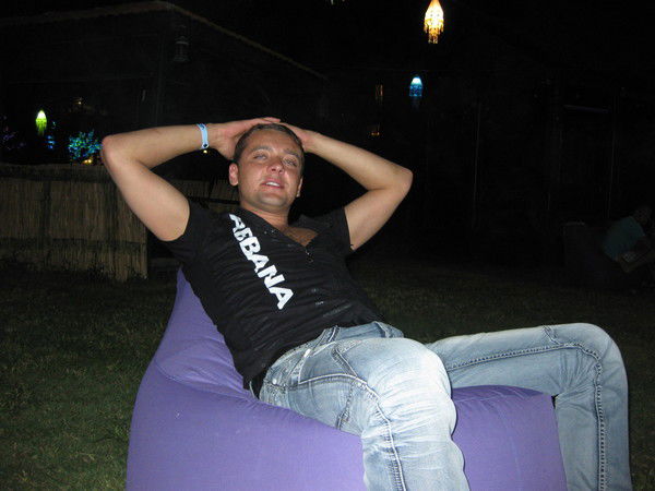 Виктор Романов