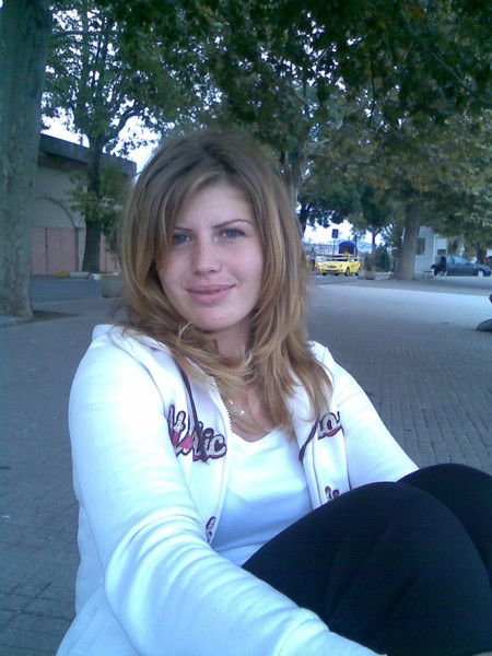 Светлана Дарадур