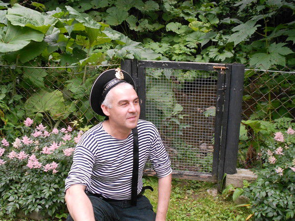 Владимир Марков