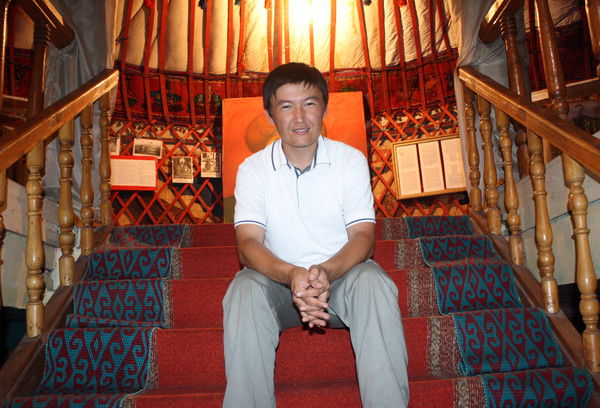 Замир Кожомбердиев