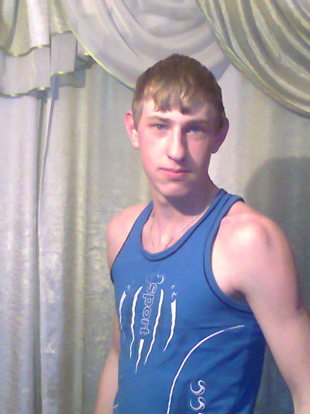 Павел Карачев