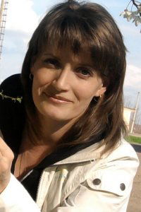 Ивонна Непримерова