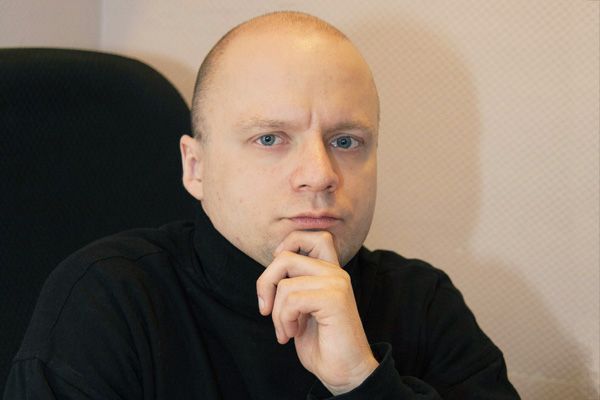 Станислав Станов