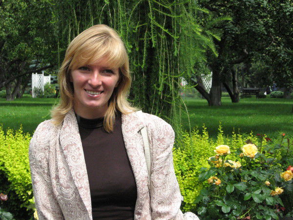 Елена Золотова