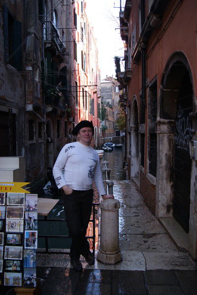 Андрей Волков