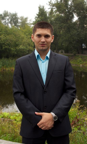 Максим Халилов