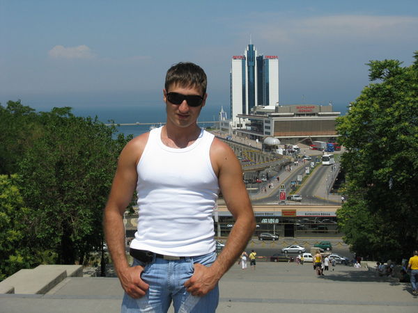 Николай Антух