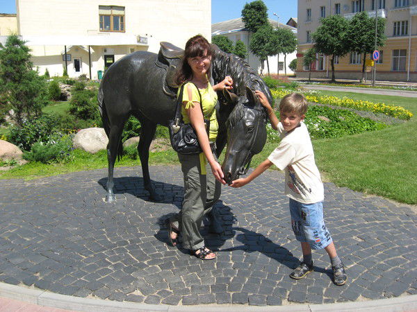 Елена Устьян