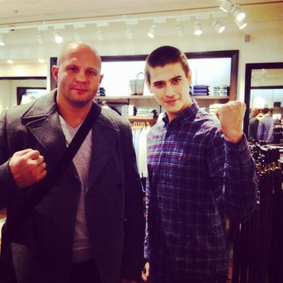 Саша Золотов