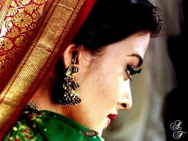 Незнакомка ))