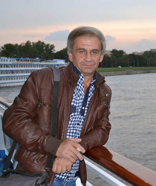 Анатолий Маковеенко