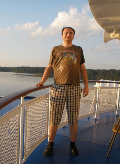 Николай Олейник