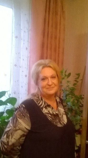 Людмила Зотова