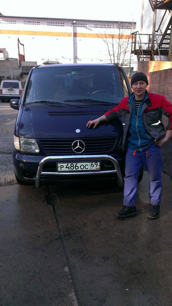 Борис Колесников