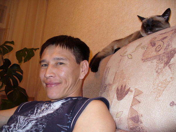 Коля Тапалов