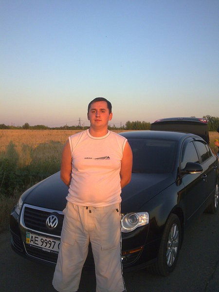 Денис Викторович