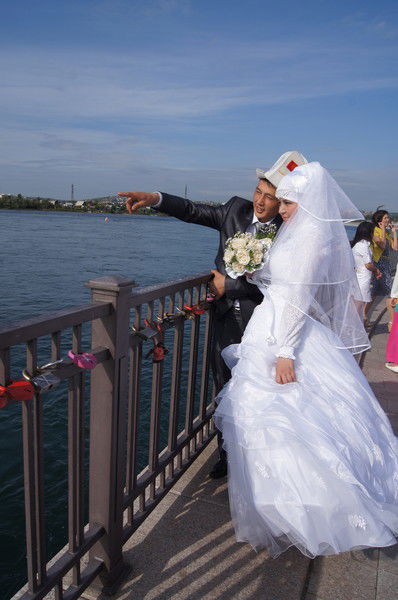 *гулу Акматалиева*