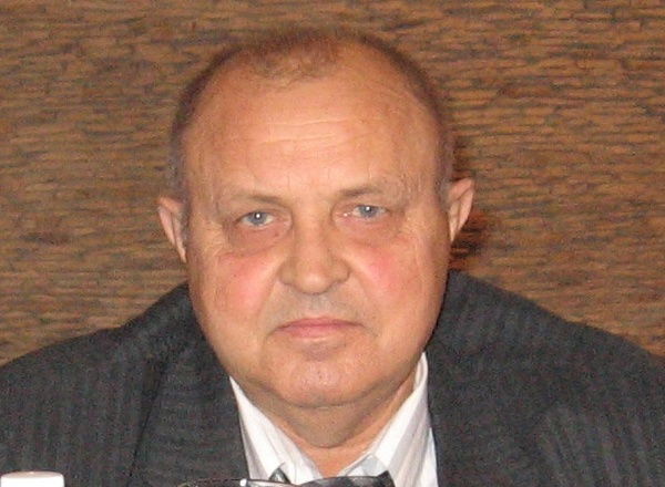 Виктор Тенькаев