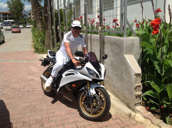 Алга Сыдыгалиев