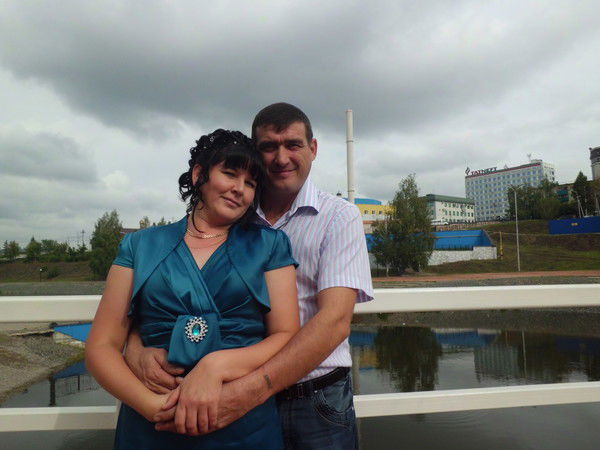 Флорес-Лейла Ханнановлар