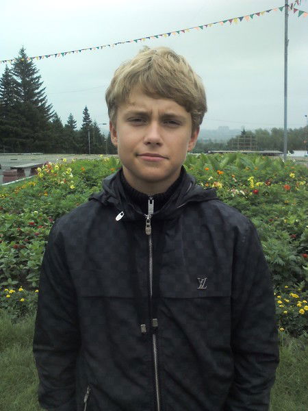 * Жданов Серега*