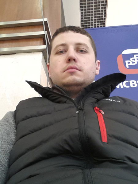 Михаил Пахомов