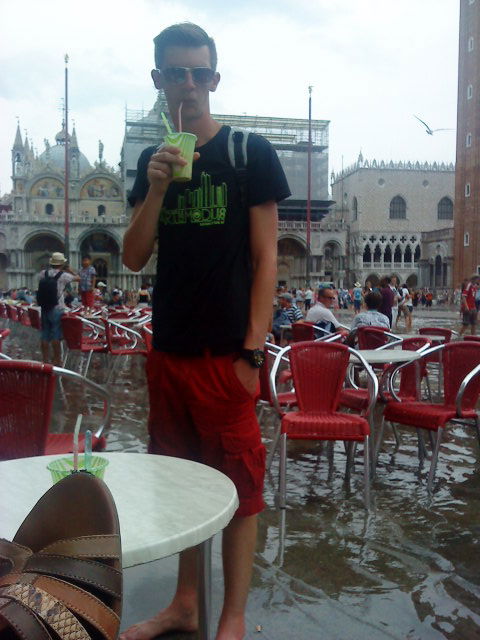 Сергей Шотт