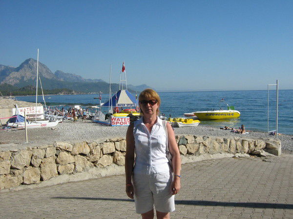 Неля Иванова