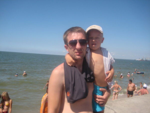 Андрей Лавров