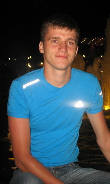 Андрей Алтарев