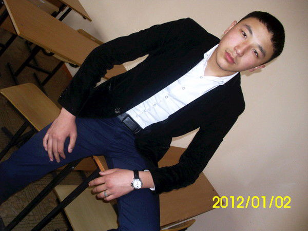 Дамир Жуманов