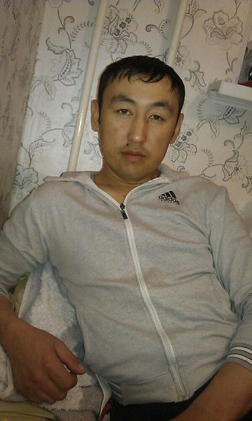 Нурбек Султанов