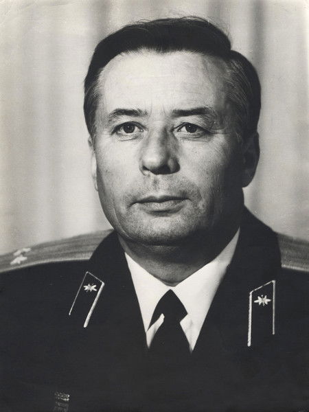 Виктор Вихров