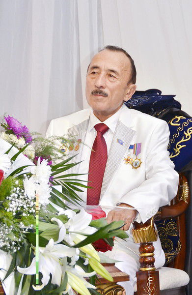 Amanbek Akayev