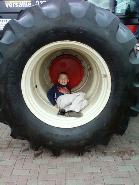 Даниил Петухов