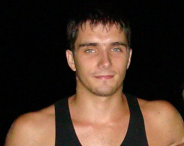 Александр Петров