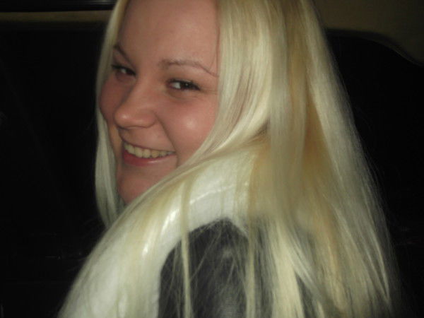 Оля Костарева