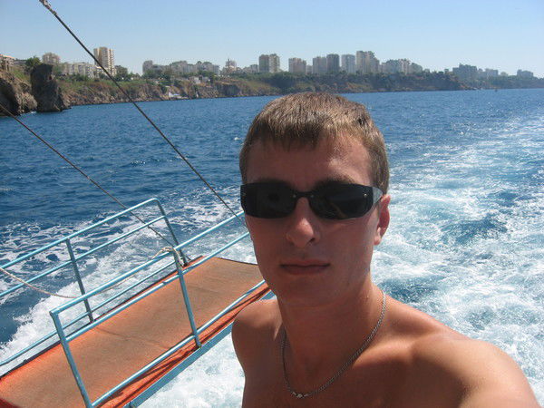 Дмитрий Окулик