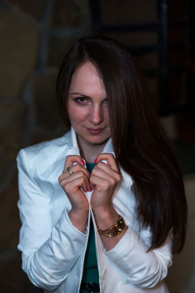 Елена Езаова