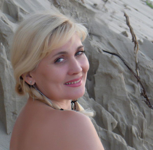 Марина Устинова