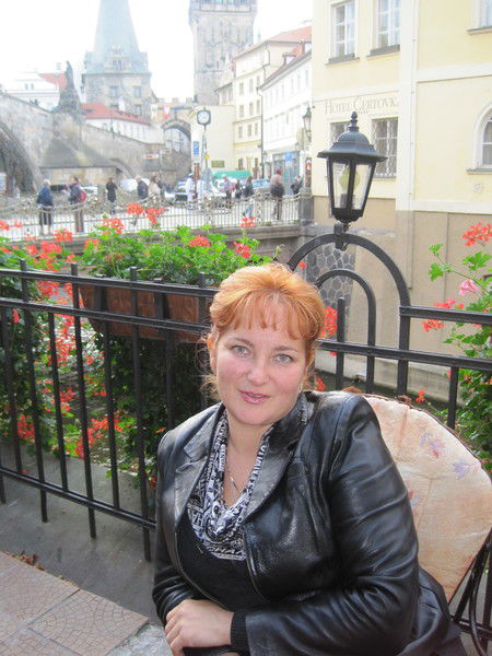 Лариса Возничка