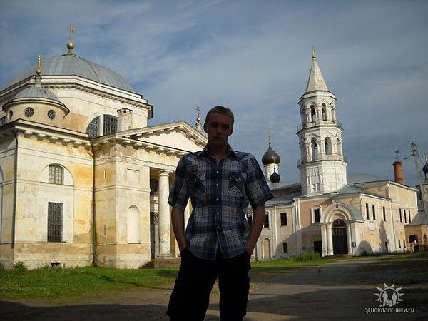 Константин Сотников